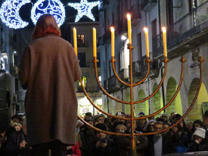 Nadal 2016. Encesa de les llums de Hanukk&agrave; a la pla&ccedil;a del Vi
