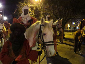 La Cavalcada de Reis 2017. Desfilada pels carrers de la ciutat, fins la plaça del Vi