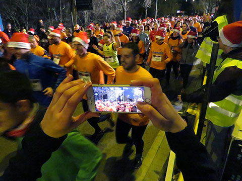 La sortida de la cursa de Sant Silvestre 2016