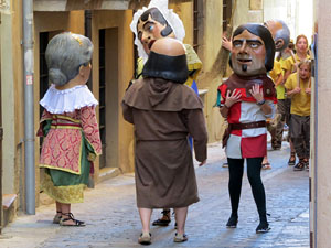 Sant Joan 2016. Arribada de la Flama del Canig&oacute;. La cercavila