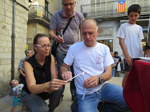 Sant Joan 2016. Arribada de la Flama del Canig&oacute;. Encesa del foc a la pla&ccedil;a del Vi