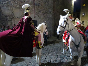 Setmana Santa 2016 a Girona. Sortida dels Manaies per lliurar el Penó