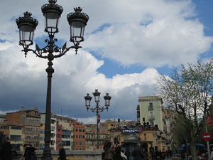 Festival Strenes 2017. Concert inaugural al terrat del punt d'Informaci&oacute; de la Rambla a c&agrave;rrec de Txarango