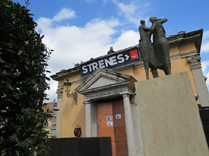 Festival Strenes 2017. Concert inaugural al terrat del punt d'Informaci&oacute; de la Rambla a c&agrave;rrec de Txarango