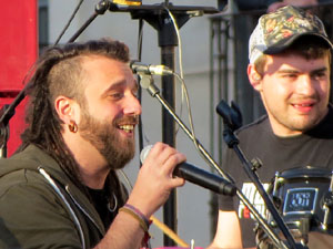 Festival Strenes 2017. Concert inaugural al terrat del punt d'Informaci&oacute; de la Rambla a c&agrave;rrec de Txarango