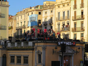 Festival Strenes 2017. Concert inaugural al terrat del punt d'Informaci&oacute; de la Rambla a c&agrave;rrec de Txarango