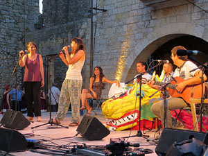 Festival Und&agrave;rius 2016. Activitats a la pla&ccedil;a dels Jurats
