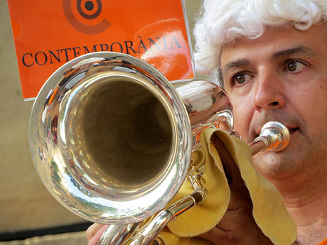 Festival Und&agrave;rius 2016. Sardanes i balls vuitcentistes a la pla&ccedil;a de Sant Feliu