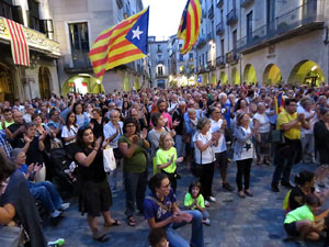 11 de setembre 2017. Concentració a la plaça del Vi en defensa del referèndum