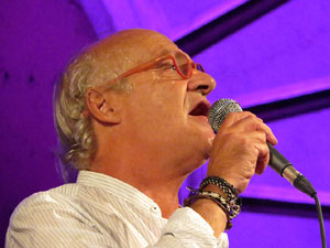 XI Marxa de Torxes. Concert de Joan Isaac a la plaça de la Catedral