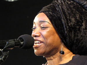 Festival A Capella 2017. Actuaci&oacute; del grup Black Voices a la pla&ccedil;a de la Independ&egrave;ncia