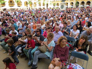 Festival A Capella 2017. Actuaci&oacute; del grup Black Voices a la pla&ccedil;a de la Independ&egrave;ncia