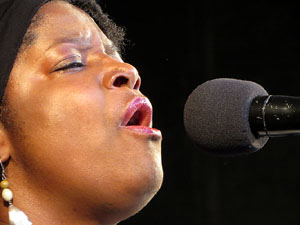 Festival A Capella 2017. Actuaci&oacute; del grup Black Voices a la pla&ccedil;a de la Independ&egrave;ncia