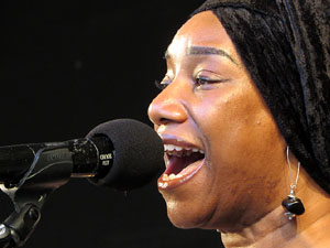 Festival A Capella 2017. Actuaci&oacute; del grup Black Voices a la pla&ccedil;a de la Independ&egrave;ncia