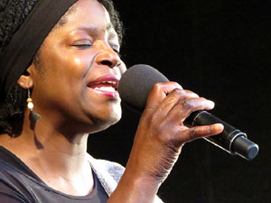 Festival A Capella 2017. Actuaci&oacute; del grup Black Voices a la pla&ccedil;a de la Independ&egrave;ncia