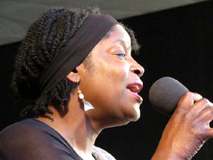 Festival A Capella 2017. Actuaci&oacute; del grup Black Voices a la pla&ccedil;a de la Independ&egrave;ncia