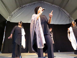 Festival A Capella 2017. Actuaci&oacute; del grup Black Voices a la pla&ccedil;a de la Independ&egrave;ncia