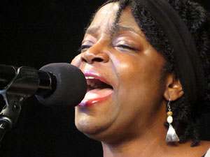 Festival A Capella 2017. Actuaci&oacute; del grup Black Voices a la pla&ccedil;a de la Independ&egrave;ncia