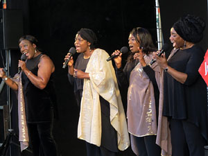Festival A Capella 2017. Actuaci&oacute; del grup Black Voices a la pla&ccedil;a de la Independ&egrave;ncia