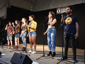 Festival A Capella 2017. Actuaci&oacute; del grup Kundala a la pla&ccedil;a de la Independ&egrave;ncia