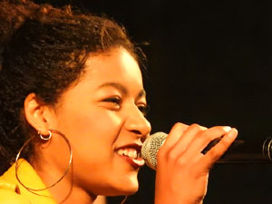 Festival A Capella 2017. Actuaci&oacute; del grup Kundala a la pla&ccedil;a de la Independ&egrave;ncia