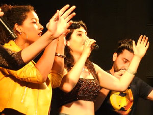 Festival A Capella 2017. Actuaci&oacute; del grup Kundala a la pla&ccedil;a de la Independ&egrave;ncia