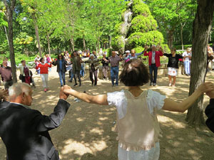 LX Aplec de la Sardana a Girona, als Jardins de la Devesa