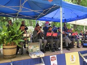 LX Aplec de la Sardana a Girona, als Jardins de la Devesa