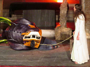 600 aniversari de la nau única de la Catedral de Girona. Representació de la Consueta de Sant Jordi cavaller