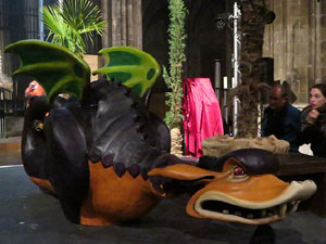 600 aniversari de la nau única de la Catedral de Girona. Representació de la Consueta de Sant Jordi cavaller