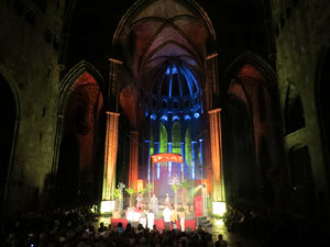 600 aniversari de la nau única de la Catedral de Girona. Representació de la Consueta de Sant Jordi cavaller