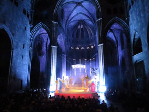 600 aniversari de la nau única de la Catedral de Girona. Representació de la Consueta de Sant Jordi cavaller