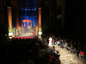 600 aniversari de la nau única de la Catedral de Girona. Representació de la Consueta de Sant Jordi cavaller