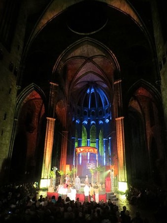 Un moment de la representació