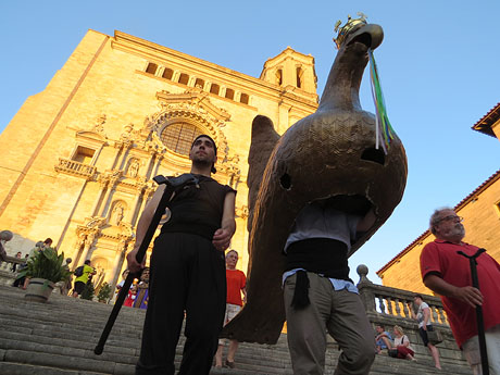 Corpus 2017. Assaig del ball de l'Àliga a la nau de la Catedral de Santa Maria