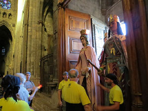 Corpus 2017. Assaig del ball de l'Àliga a la nau de la Catedral de Santa Maria