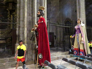 Corpus 2017. Assaig del ball de l'Àliga a la nau de la Catedral de Santa Maria
