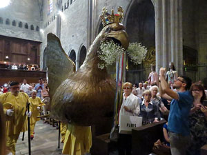 Corpus 2017 a Girona. El ball de l'Àliga a la Catedral de Girona