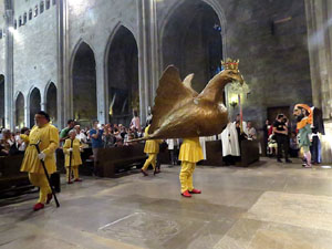 Corpus 2017 a Girona. El ball de l'Àliga a la Catedral de Girona