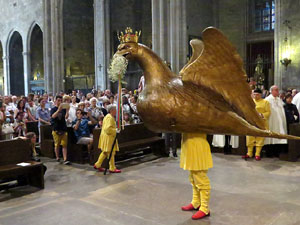 Corpus 2017 a Girona. El ball de l'Àliga a la Catedral de Girona