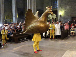 Corpus 2017 a Girona. El ball de l'Àliga a la Catedral de Girona