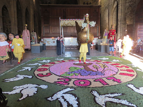 El ball de l'Àliga a la Catedral de Girona