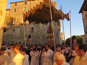 Corpus 2017. Entrada a l'església de Sant Feliu