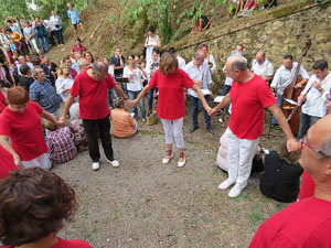 Festa Major de Sant Daniel 2017 - La font d'en Pericot. Explicaci&oacute; de la llegenda i ballada de la sardana