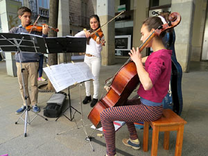 Música a la Rambla de la Llibertat de Girona