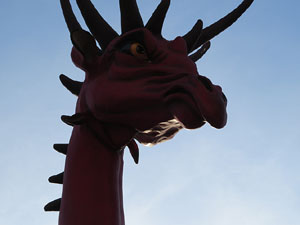 Sant Jordi 2017. Cercavila amb el Beatusaure