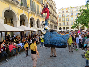 Sant Jordi 2017. Cercavila amb el Beatusaure