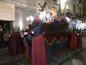 Setmana Santa 2017 a Girona. Process&oacute; del Sant Enterrament