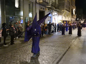 Setmana Santa 2017 a Girona. Process&oacute; del Sant Enterrament