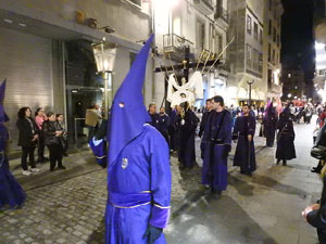 Setmana Santa 2017 a Girona. Process&oacute; del Sant Enterrament